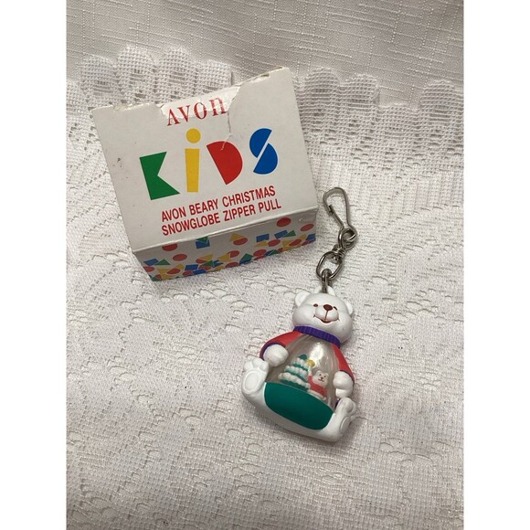 Avon Beary Christmas Snowglobe Zippers Pulls Teddy Bear New Old Stock Unused - Picture 2 of 7